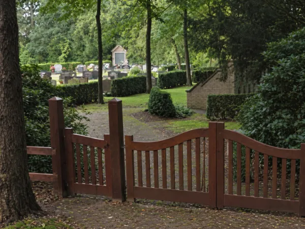 Begraafplaats Echten ingang