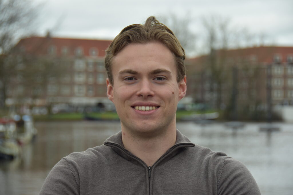 Bart van Eenennaam van het Ename Uitvaartzorg team adjunct-directeur