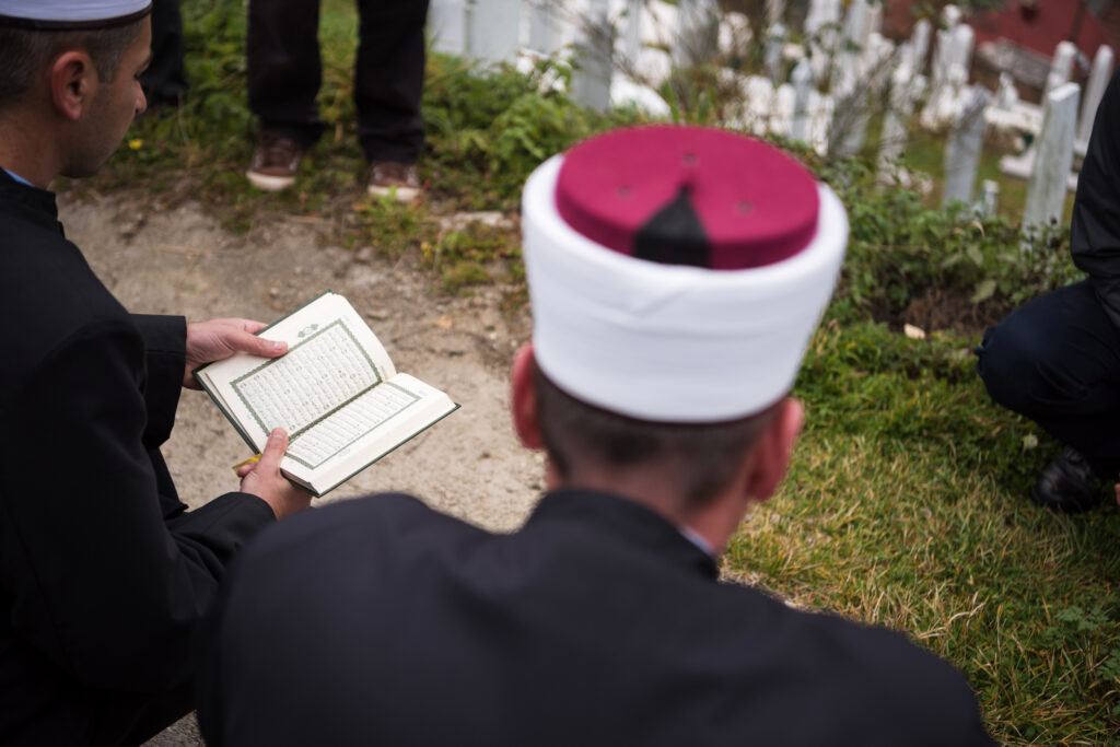 ‘Islamitische uitvaart in Utrecht’ in een eenvoudige en respectvolle stijl.