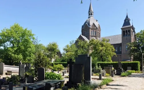 Begraafplaats Hoge Rijndijk — Zoeterwoude