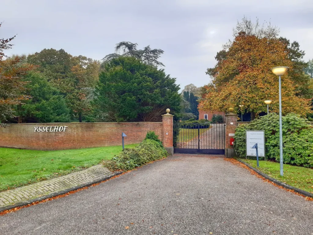 Crematorium en (natuur)begraafplaats IJsselhof